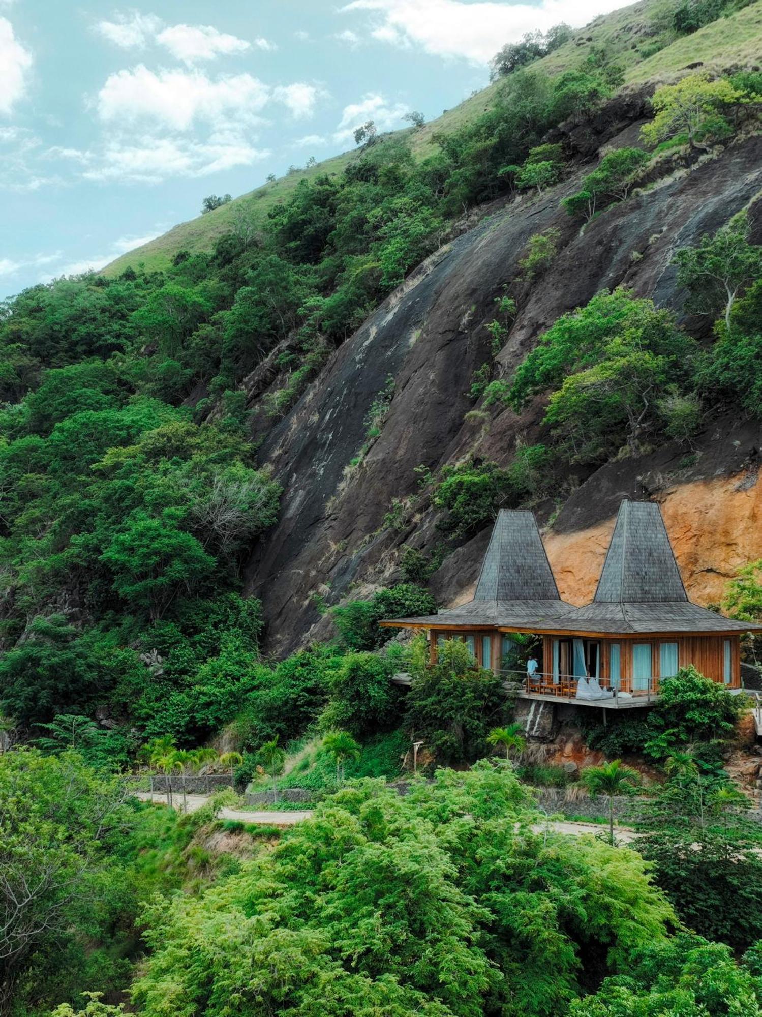 Hotel Menjaga Bay Labuan Bajo Zewnętrze zdjęcie